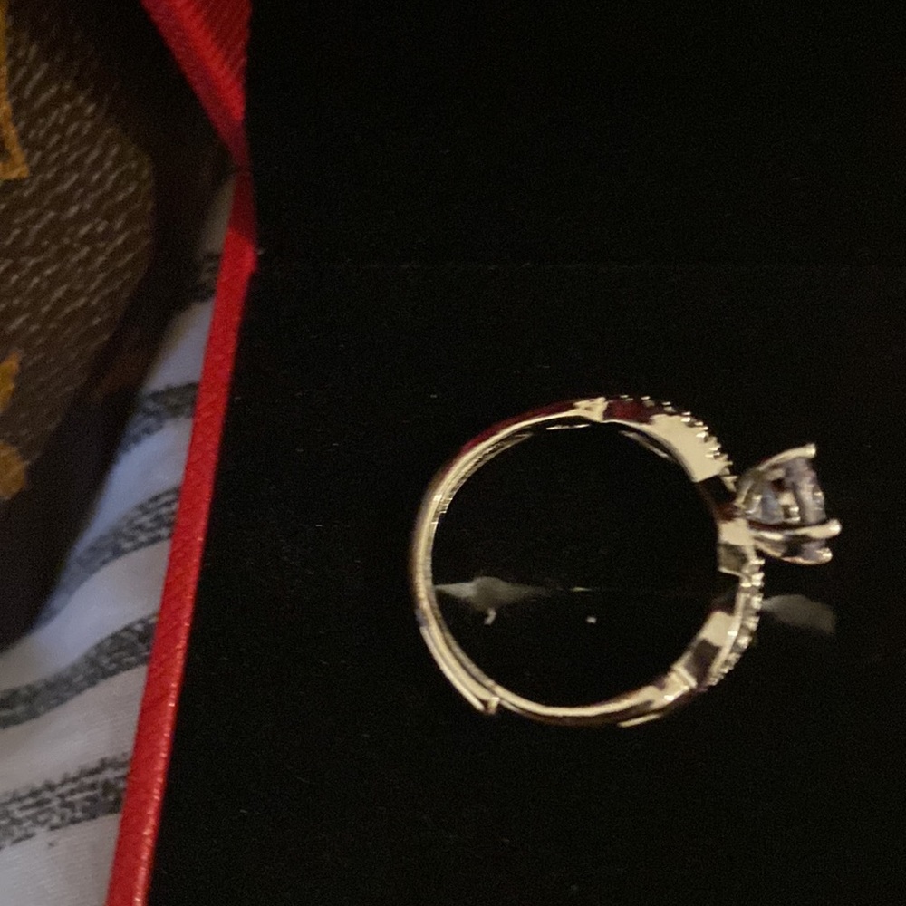 Moissanite Ring - image 2